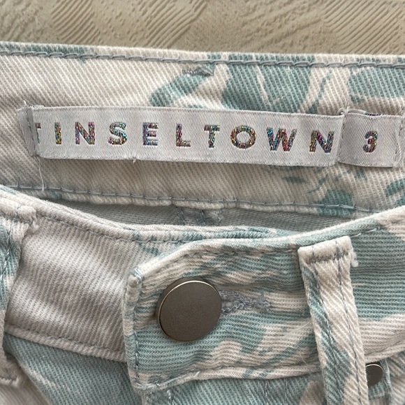 TINSELTOWN Womens High Rise 5 Pocket Wide Leg Jeans Graphic Jeans Size 3 - Picture 7 of 9